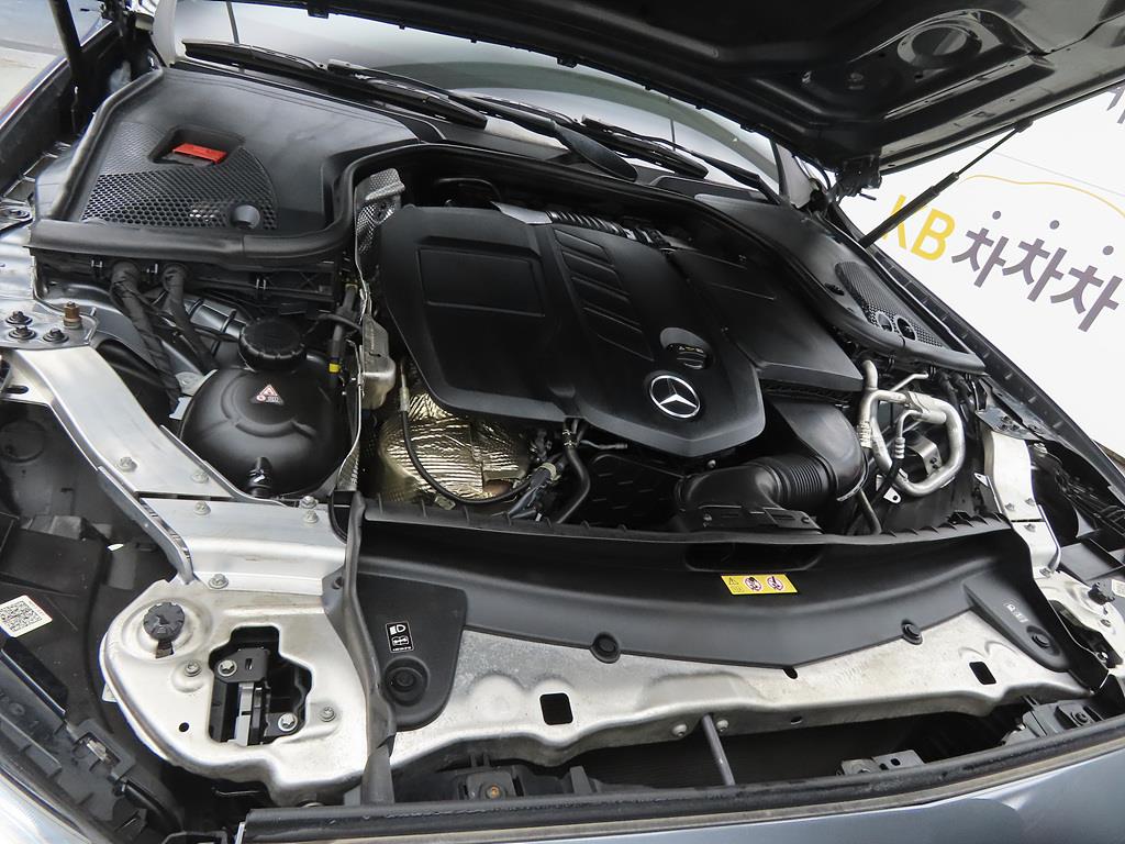 Mercedes Benz E class 2017 Gris - Importación desde Corea - HF Imports Iquique - Foto 19