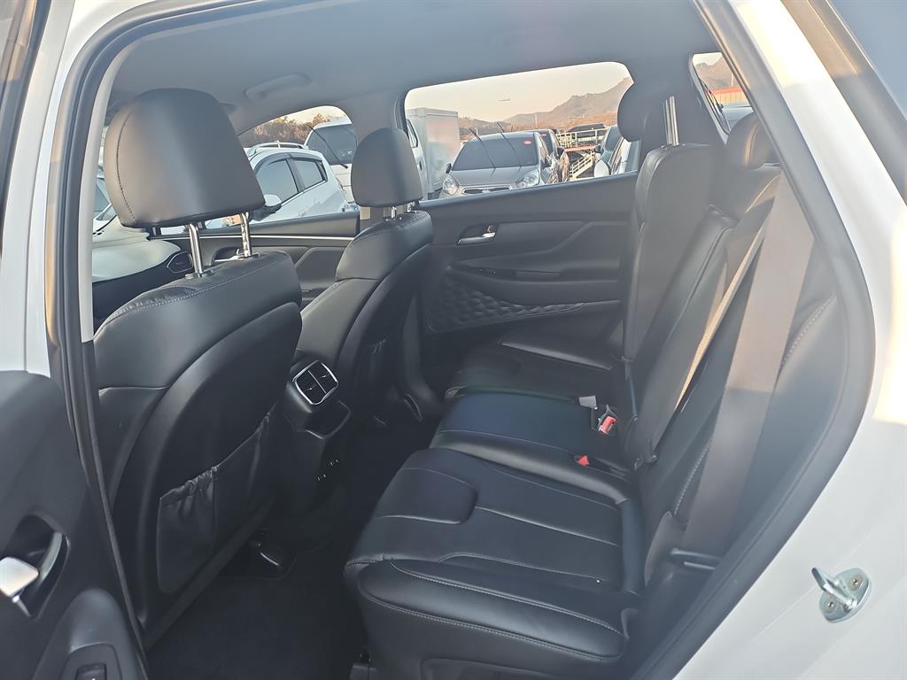 HYUNDAI Santa Fe - Vista 7