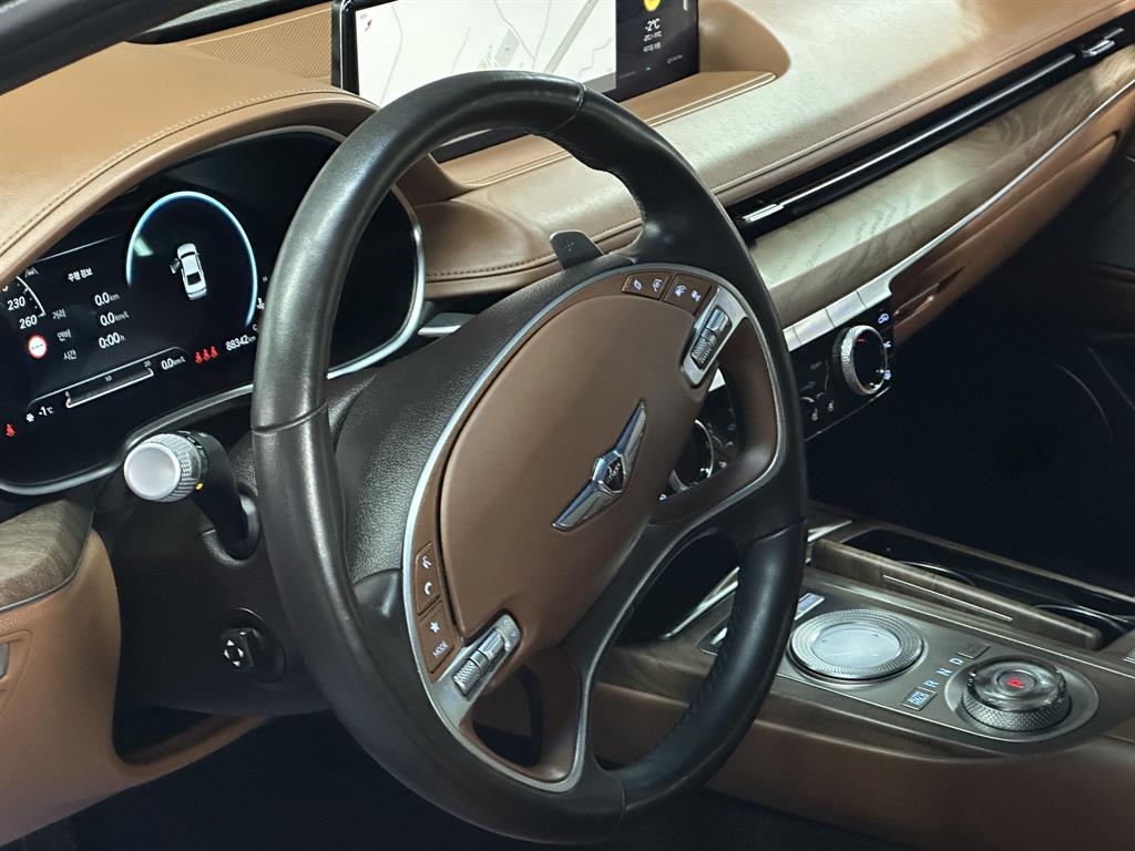 Genesis G80 - Vista 6