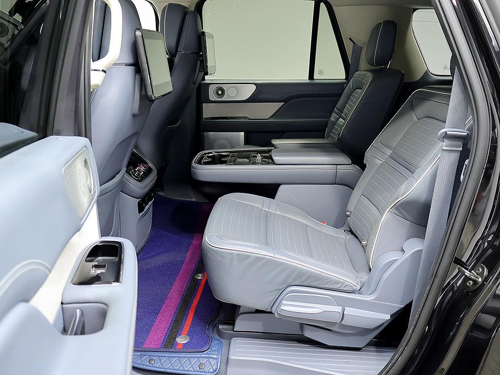 Lincoln Navigator 2019 Negro - Importación desde Corea - HF Imports Iquique - Foto 12