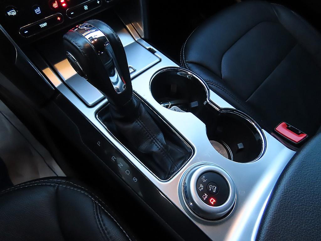 Ford Explorer - Vista 10