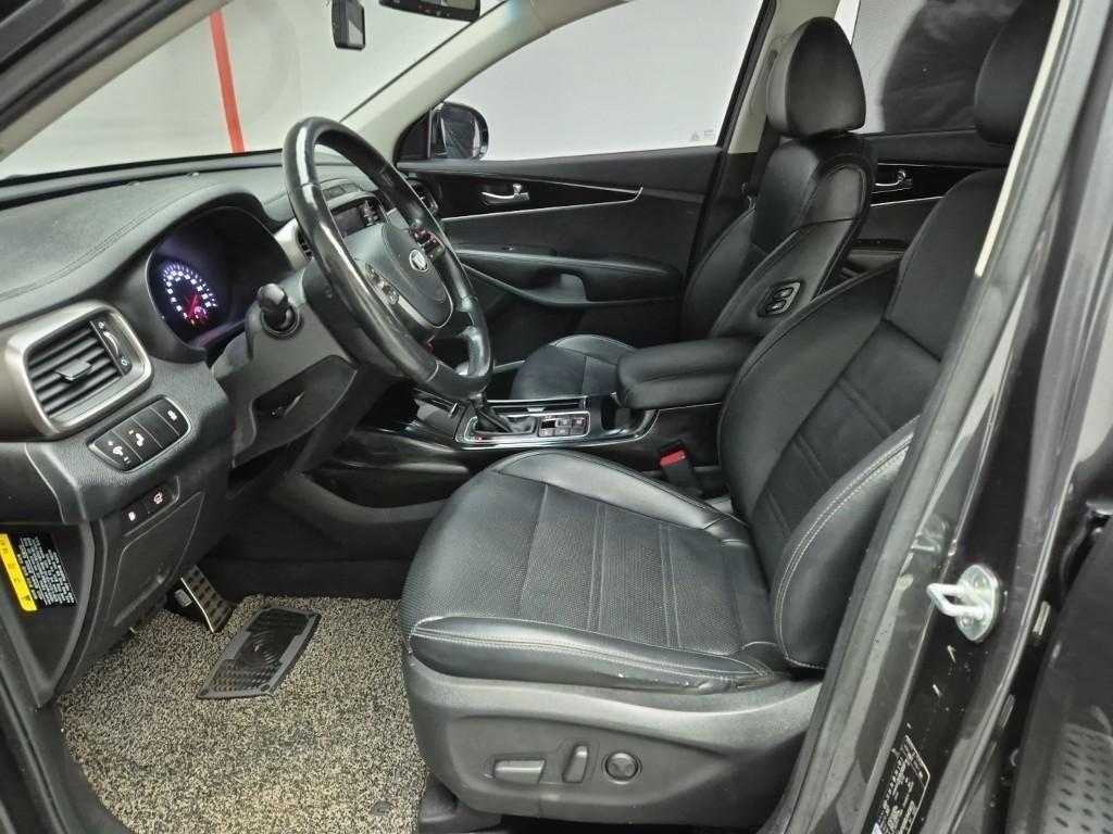 KIA Sorento - Vista 11