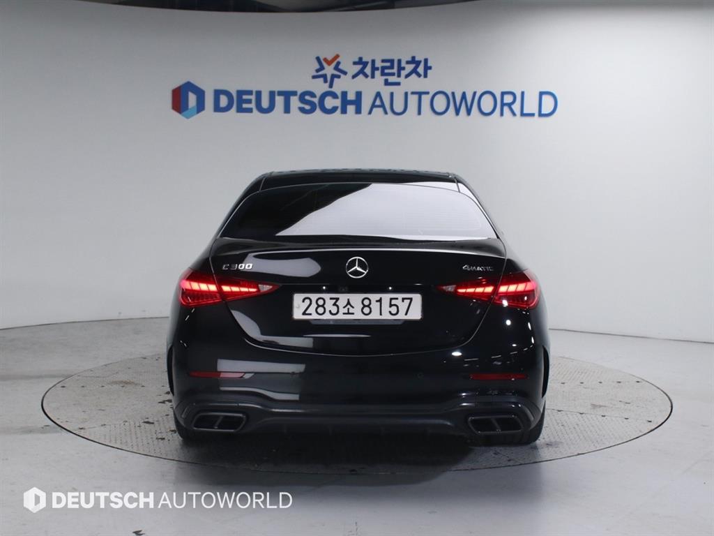 Mercedes Benz C Class - Vista 4