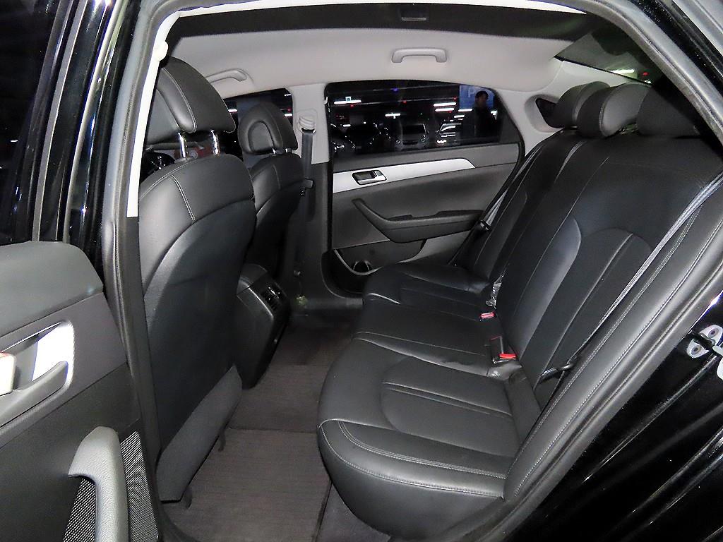 HYUNDAI Sonata - Vista 7