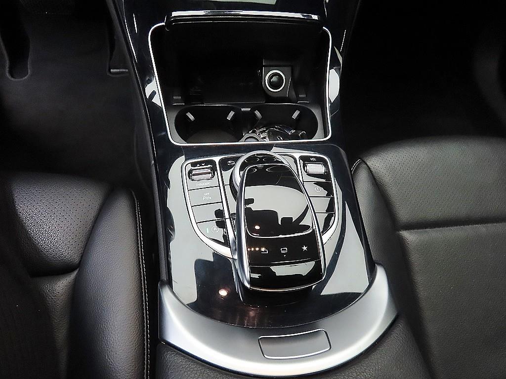 Mercedes Benz C Class 2016 Blanco - Importación desde Corea - HF Imports Iquique - Foto 13