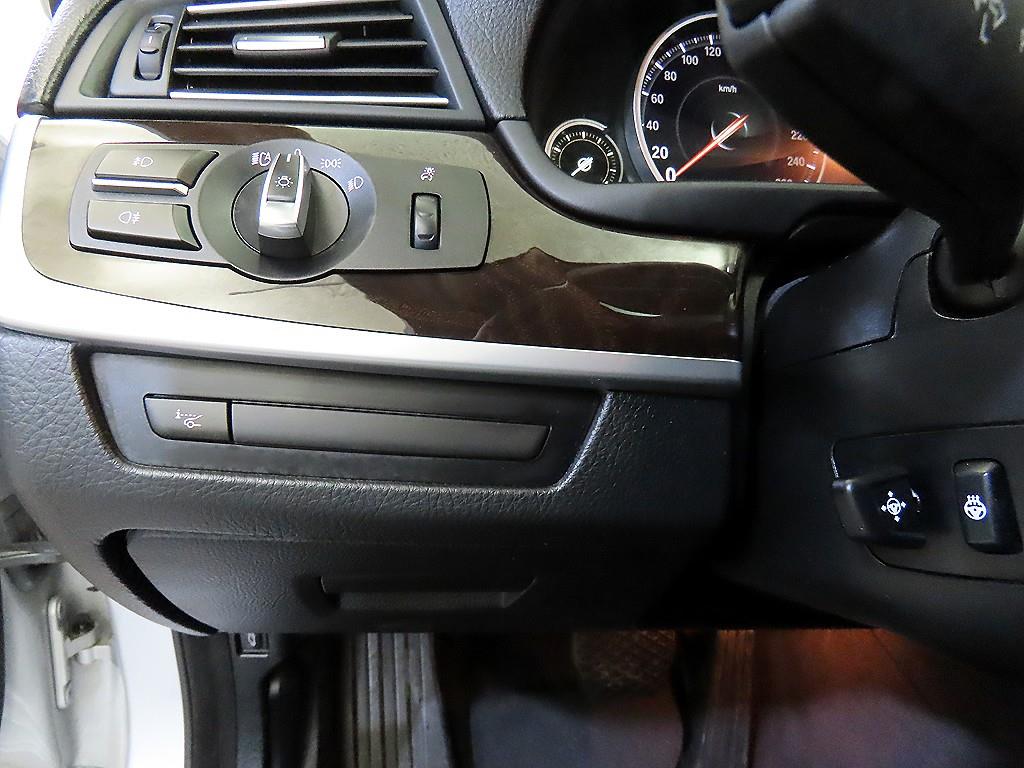 BMW 5 Series 2013 Gris - Importación desde Corea - HF Imports Iquique - Foto 14