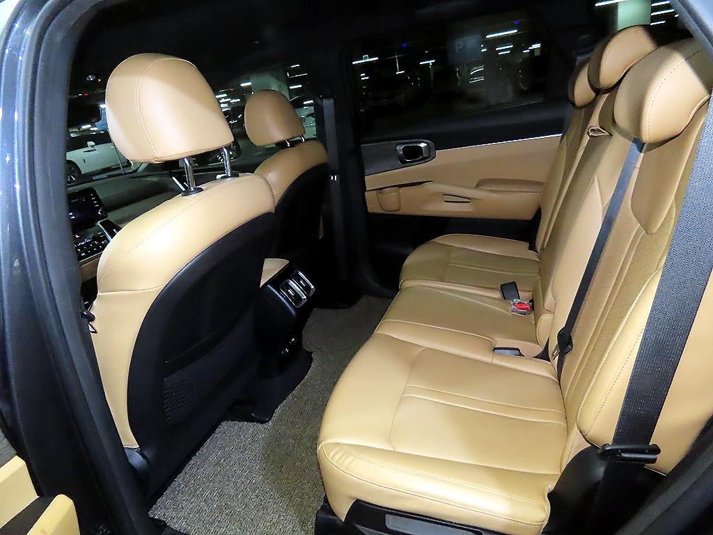 KIA Sorento - Vista 7