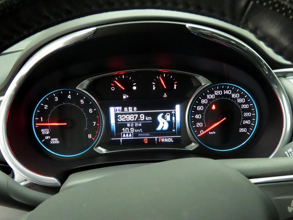 Chevrolet Malibu - Vista 6