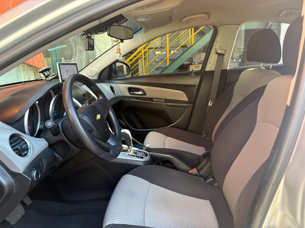 Chevrolet Cruise - Vista 10