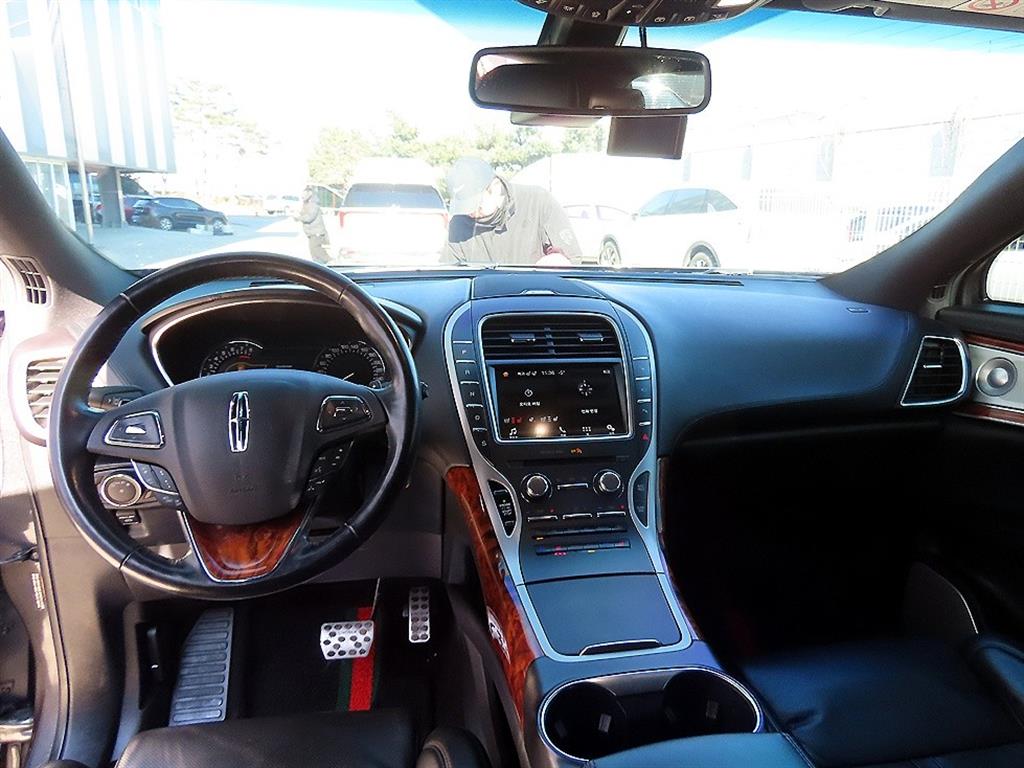 Lincoln MKX - Vista 7