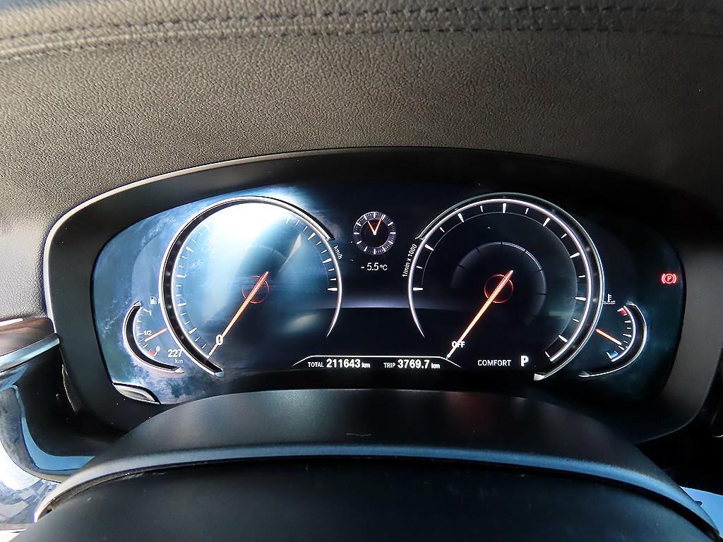 BMW 5 Series - Vista 9