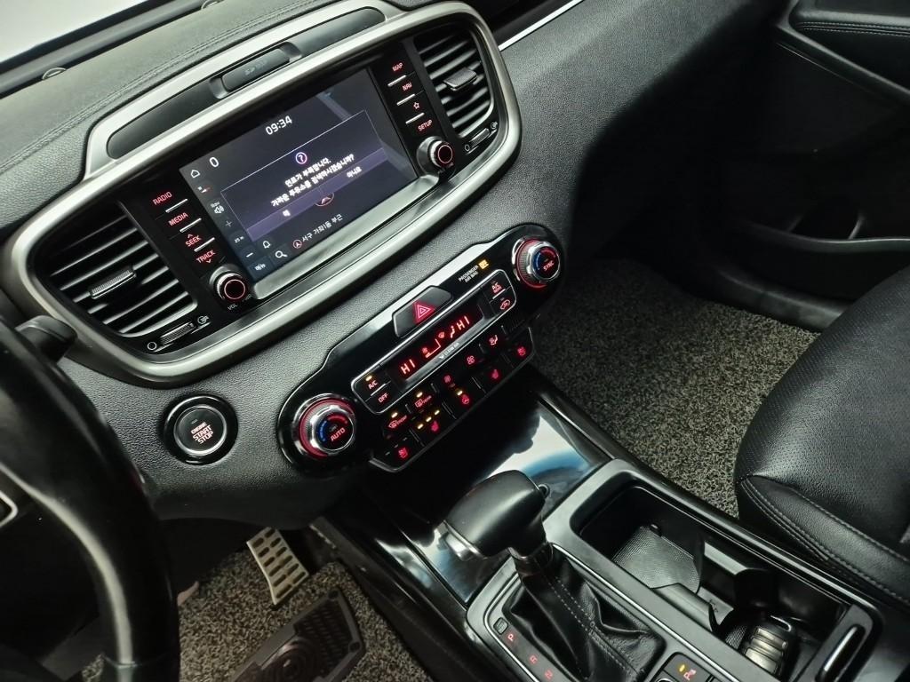 KIA Sorento - Vista 10