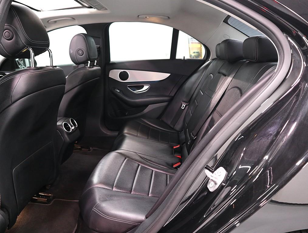 Mercedes Benz C Class - Vista 10