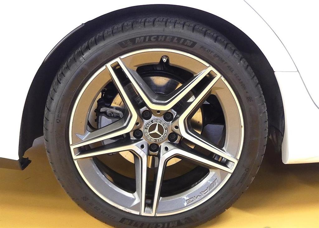 Mercedes Benz CLS Class - Vista 9