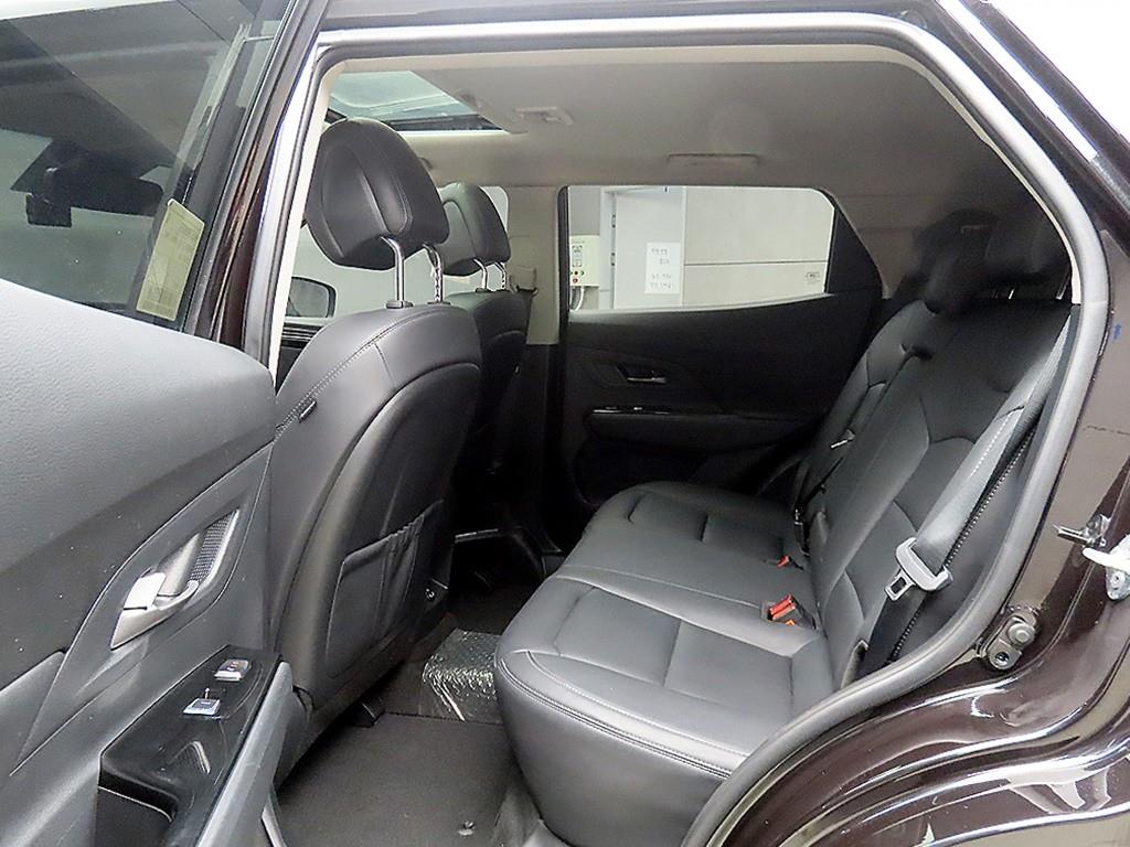 Ssangyong Korando - Vista 6