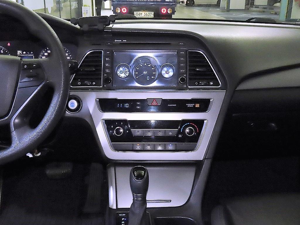 HYUNDAI Sonata - Vista 11