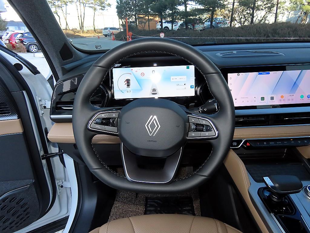 SAMSUNG Grand Koleos - Vista 8