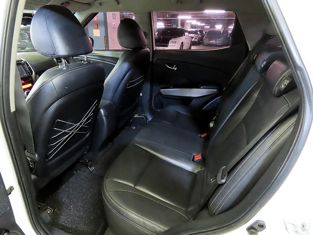 Ssangyong Tivoli - Vista 7