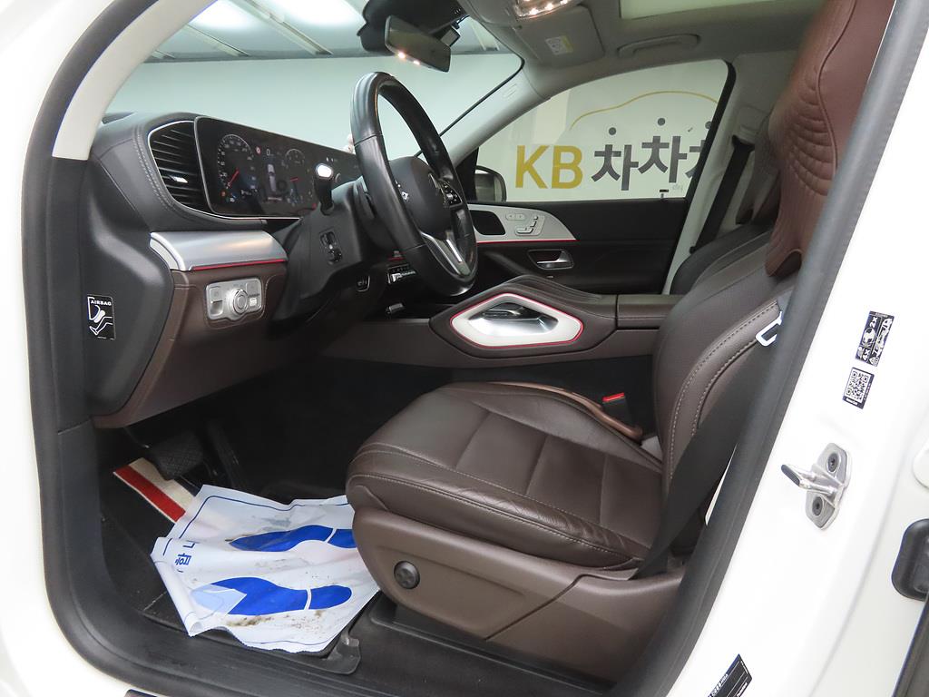 Mercedes Benz GLE Class - Vista 5