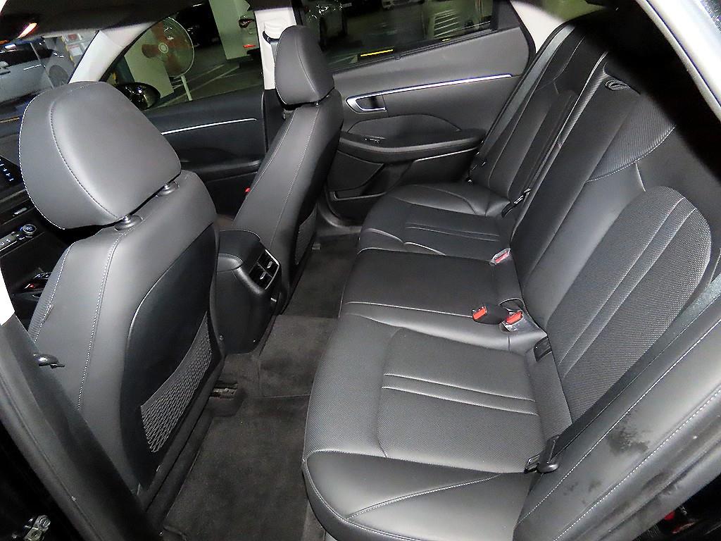 HYUNDAI Sonata - Vista 7