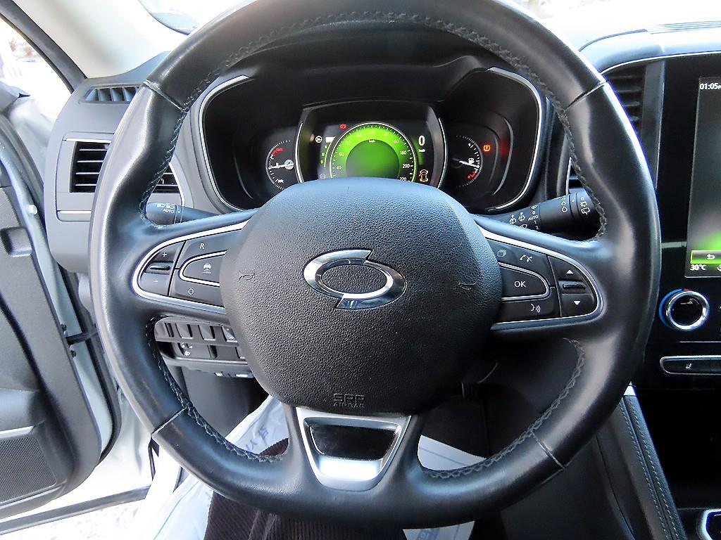 SAMSUNG QM6 - Vista 8