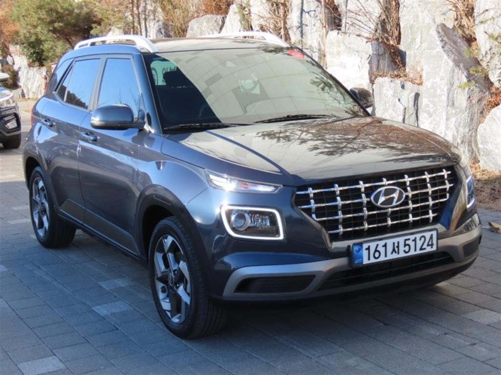 HYUNDAI Venue - Vista 3