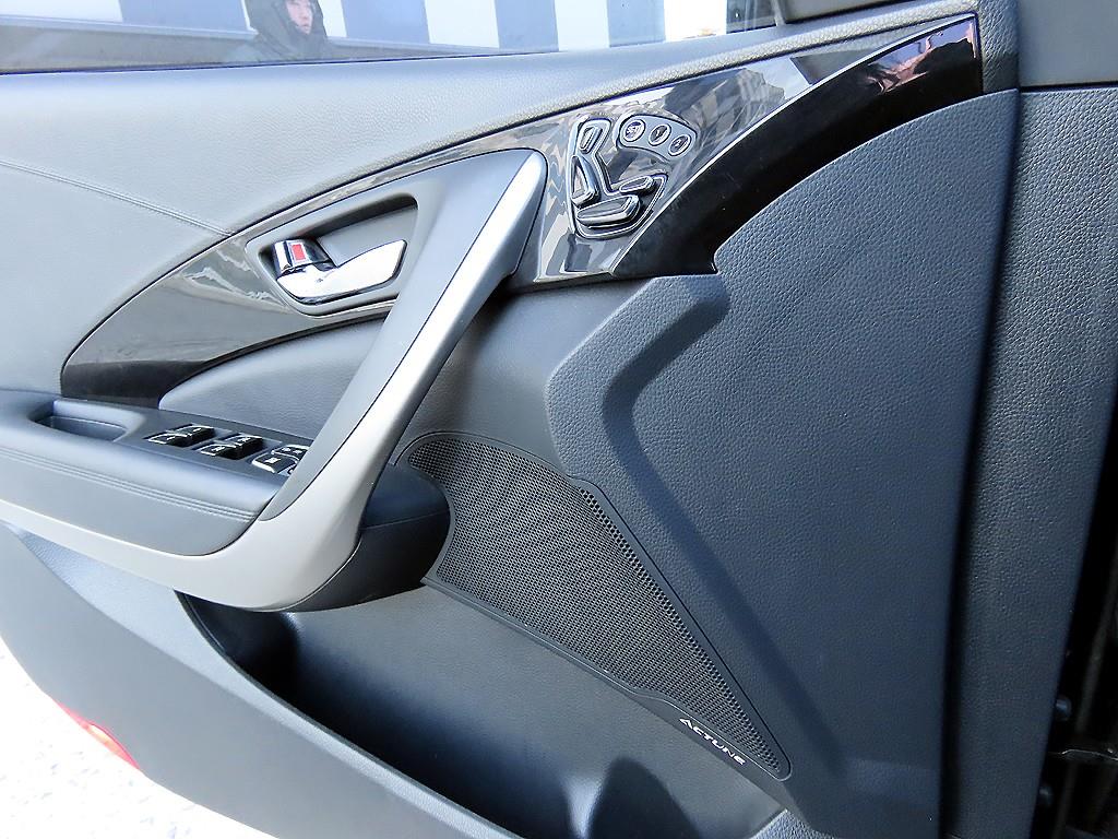 HYUNDAI Grandeur - Vista 11