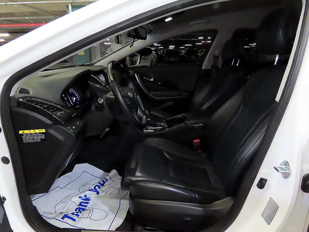 HYUNDAI Grandeur - Vista 6