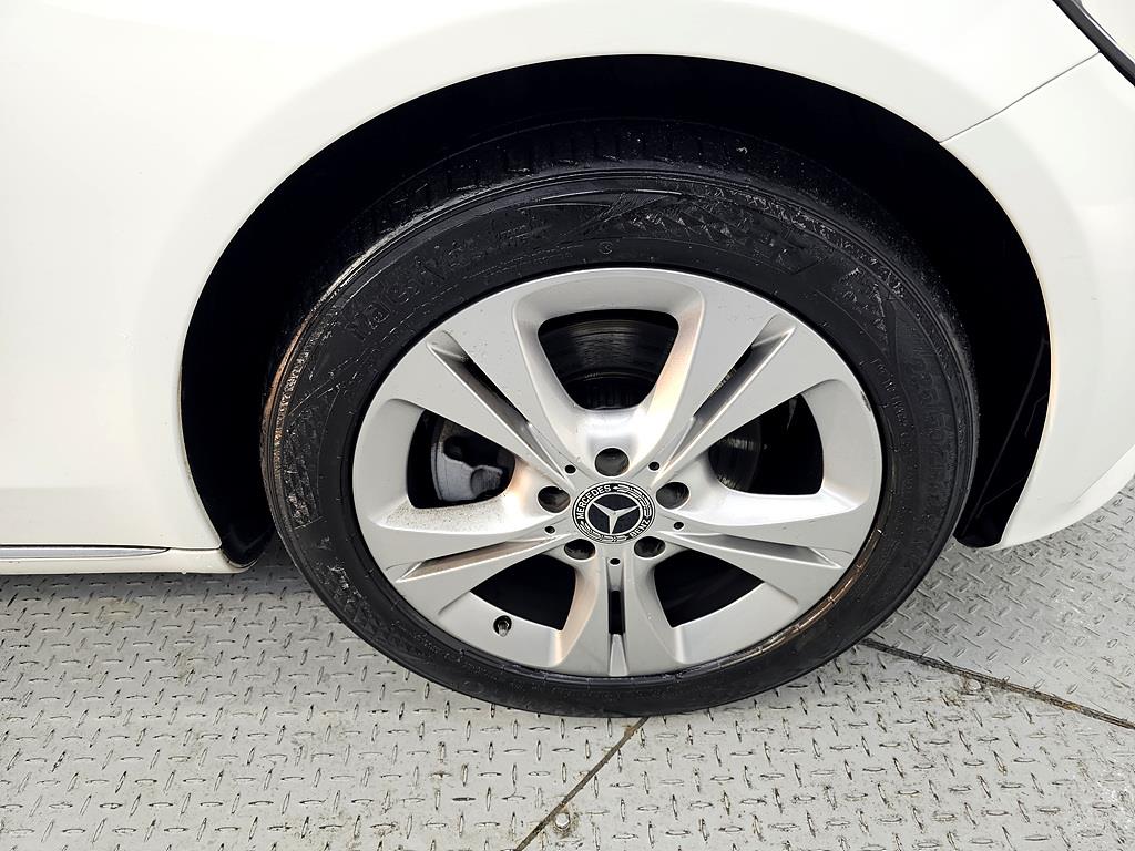 Mercedes Benz C Class 2018 Blanco - Importación desde Corea - HF Imports Iquique - Foto 20