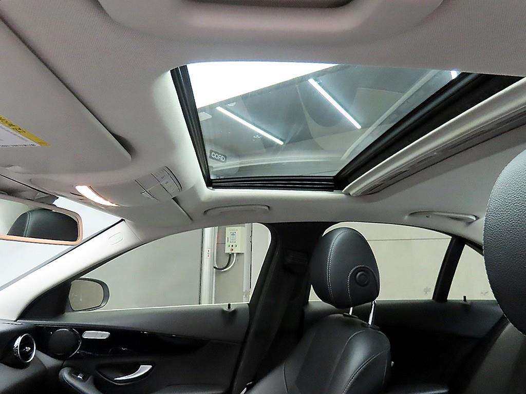 Mercedes Benz C Class 2016 Blanco - Importación desde Corea - HF Imports Iquique - Foto 18