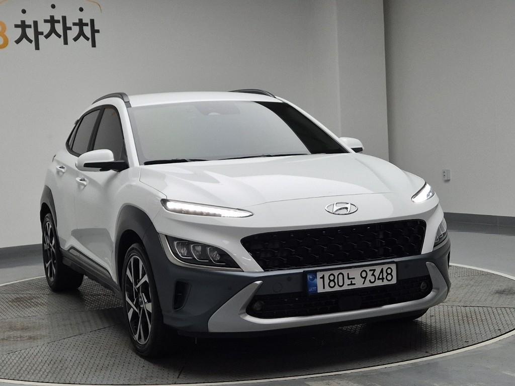 HYUNDAI Kona - Vista 4