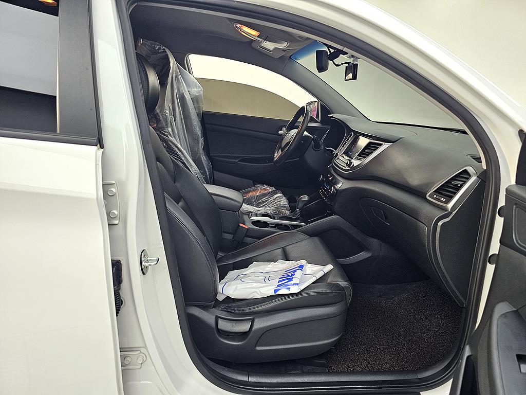 HYUNDAI Tucson - Vista 11