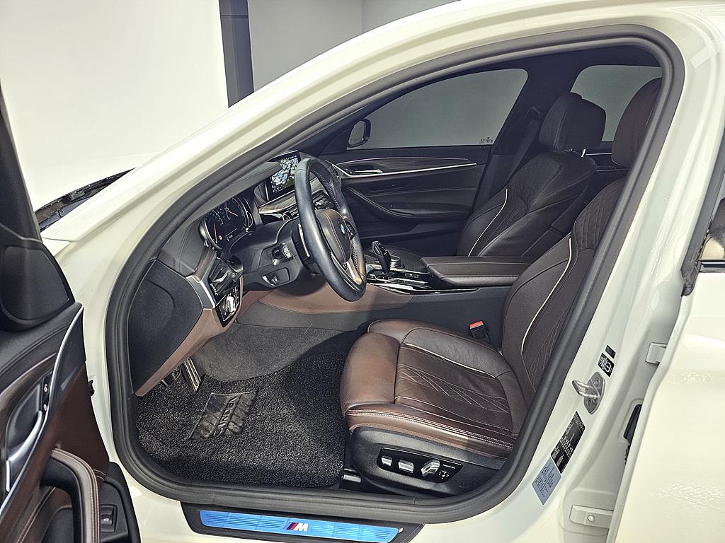 BMW 5 Series - Vista 7