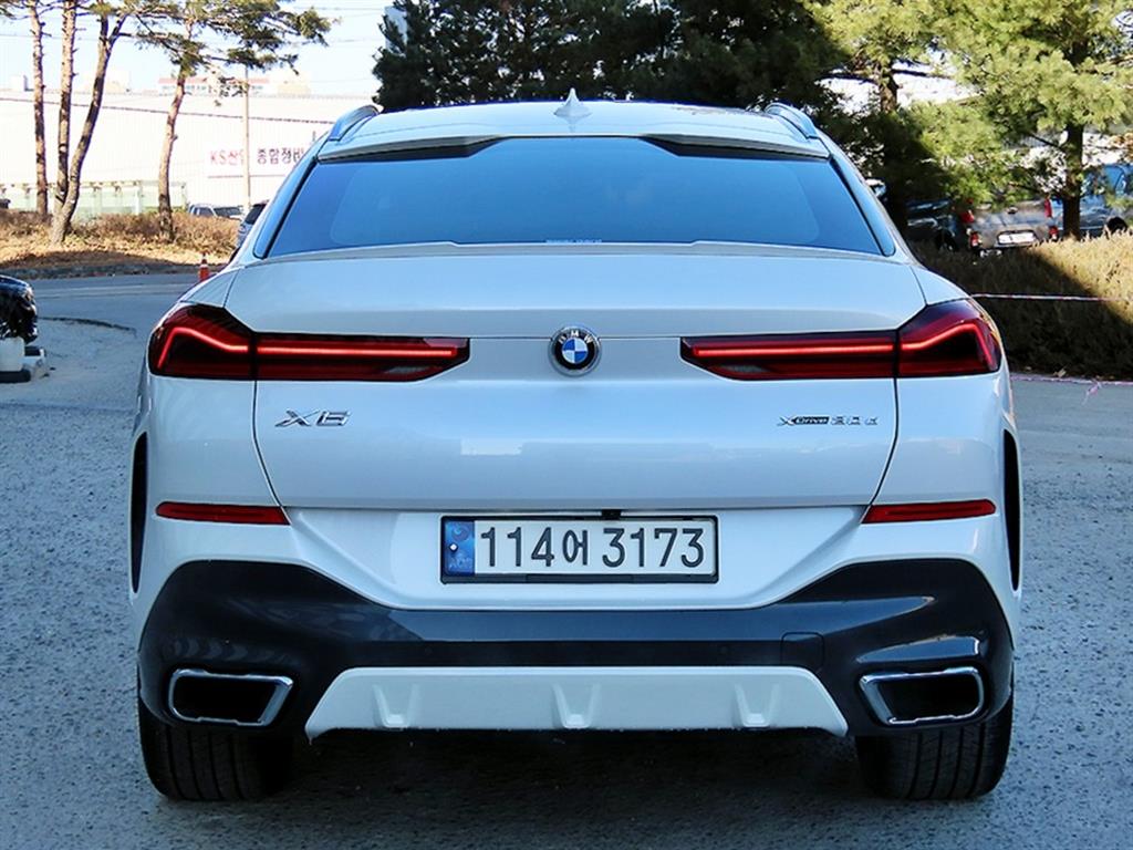 BMW X6 - Vista 4