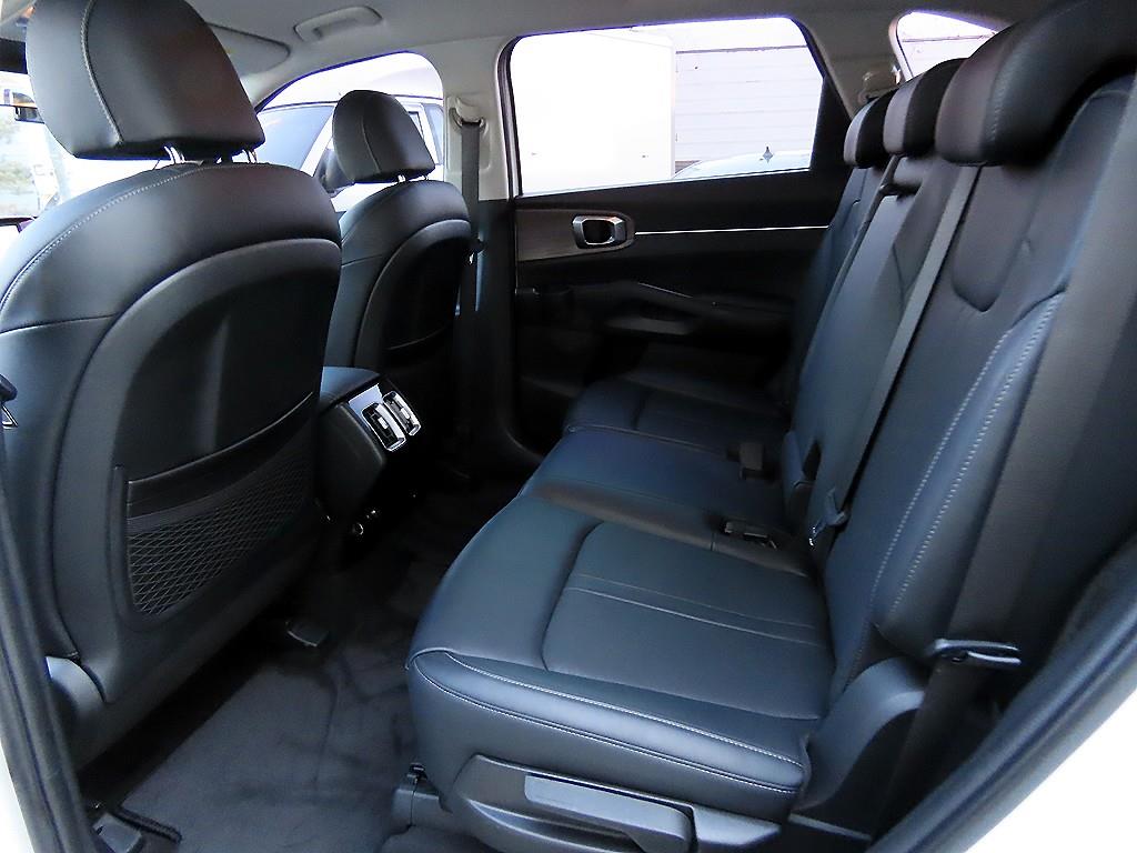 KIA Sorento - Vista 6