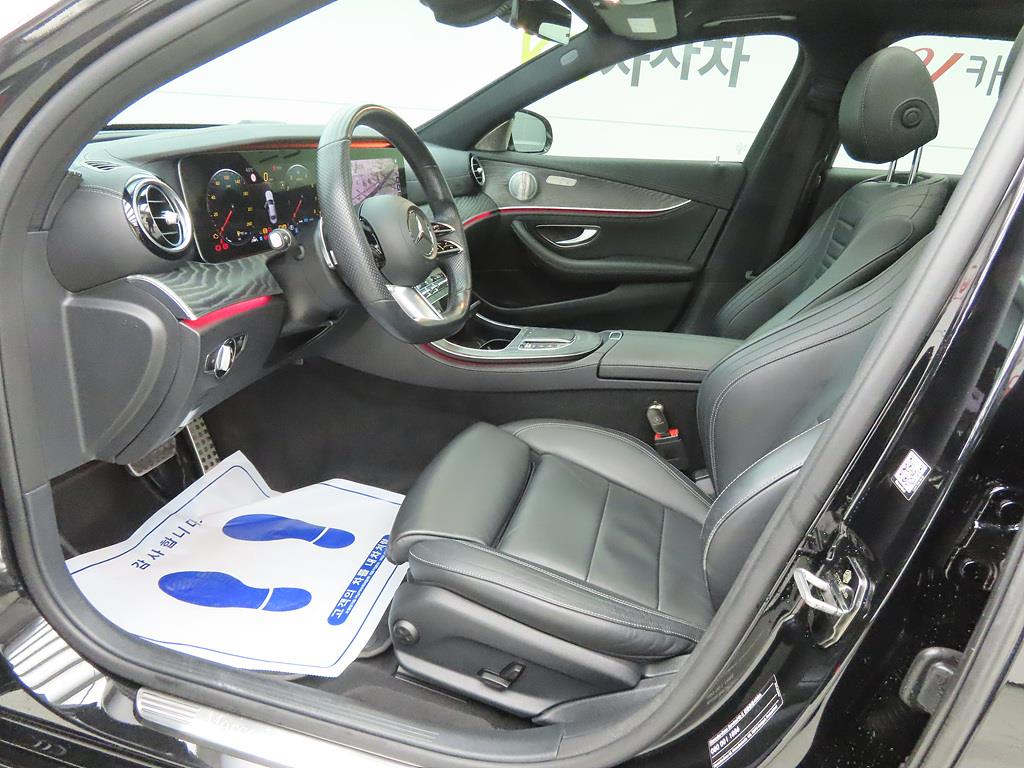 Mercedes Benz E class - Vista 5