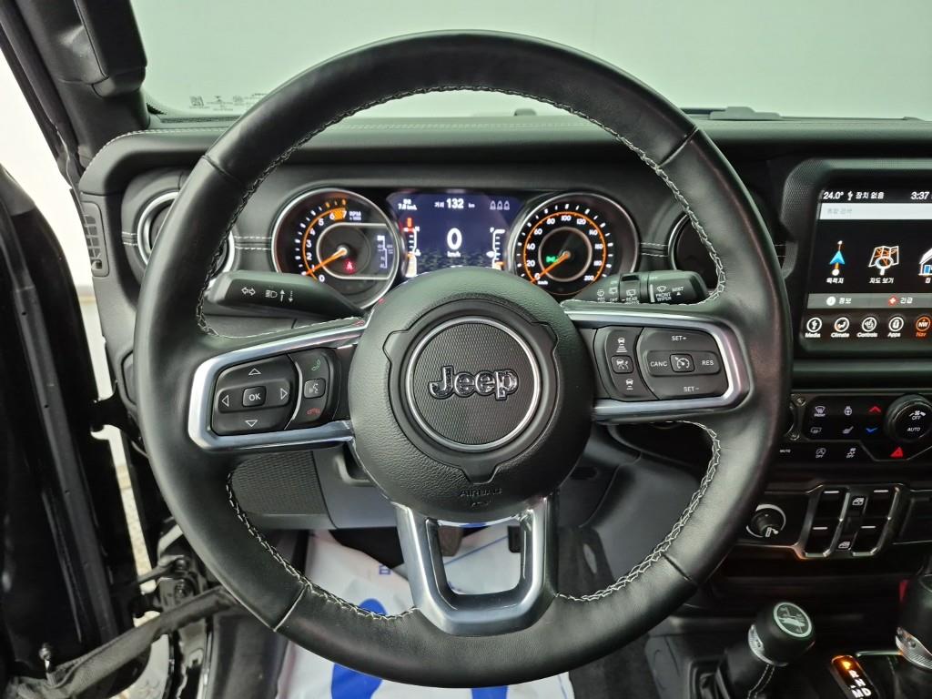 Jeep Wrangler - Vista 9