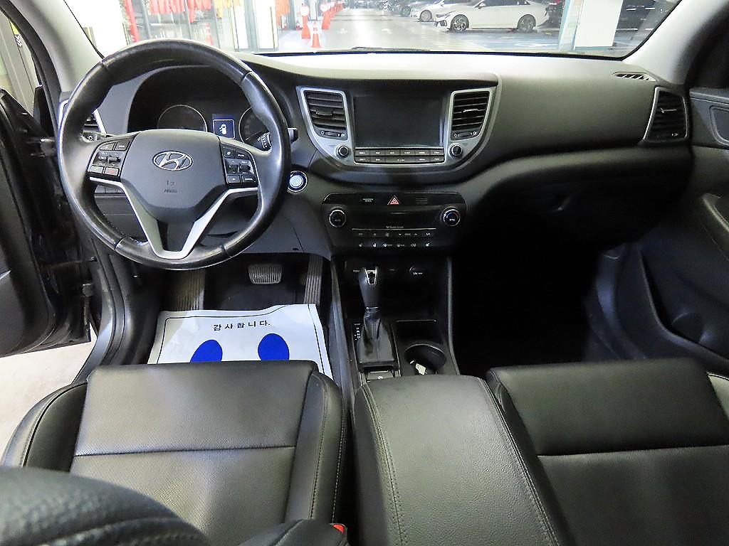 HYUNDAI Tucson - Vista 9