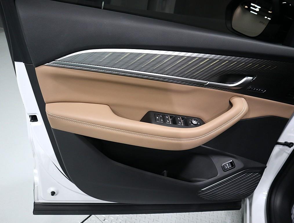 SAMSUNG Grand Koleos - Vista 8