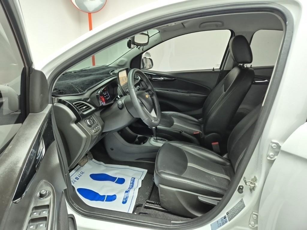 Chevrolet Spark - Vista 11