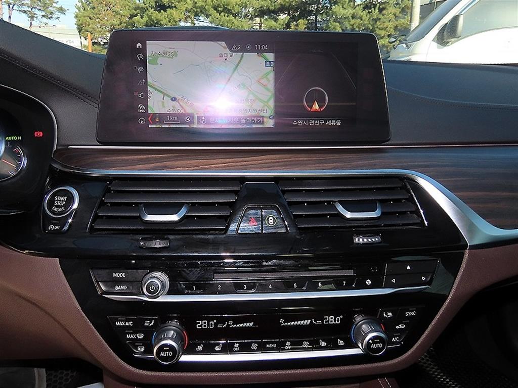 BMW 5 Series 2018 Blanco - Importación desde Corea - HF Imports Iquique - Foto 13