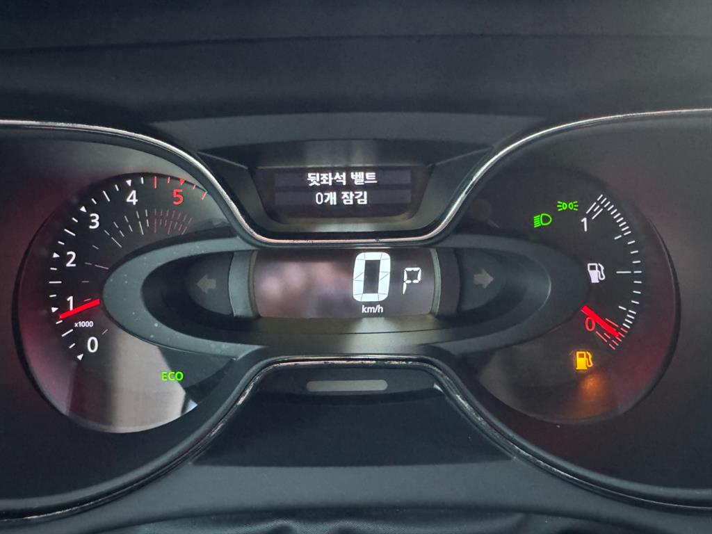 SAMSUNG QM3 - Vista 5