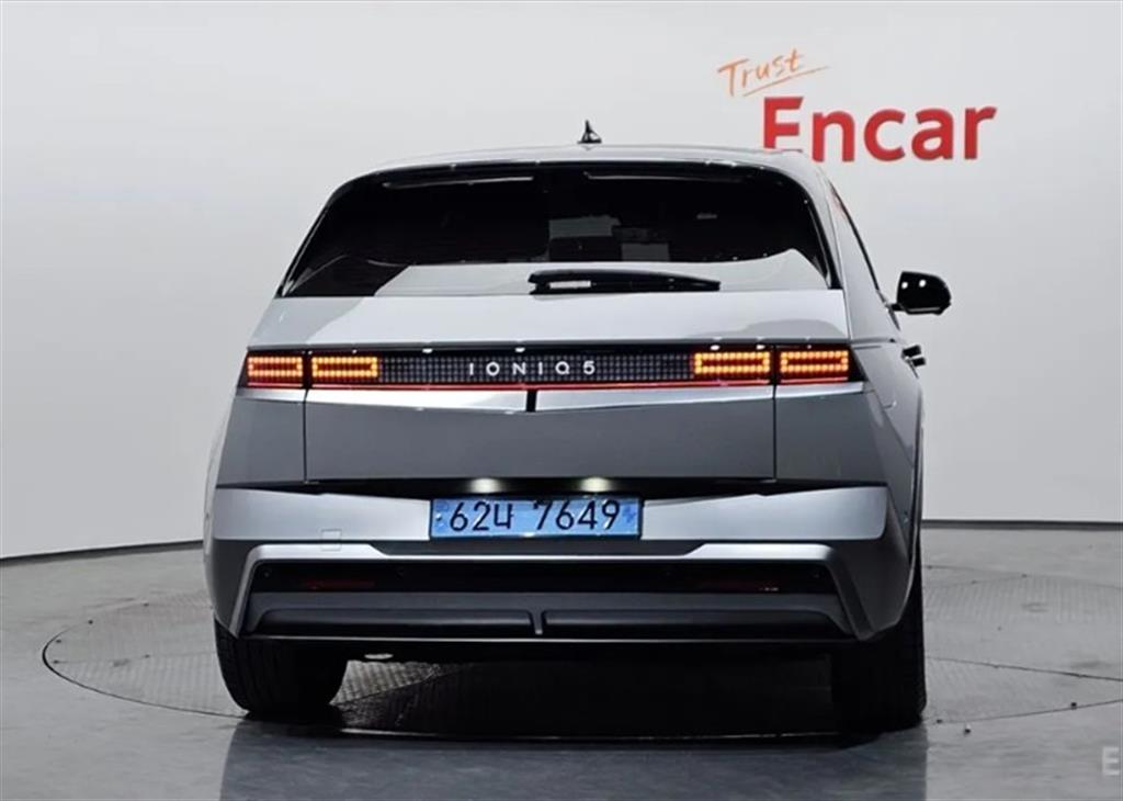 HYUNDAI Ioniq 5 - Vista 4