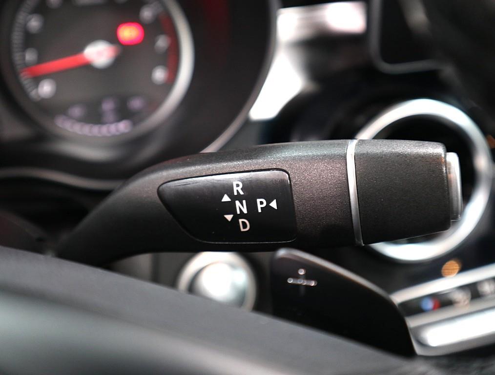 Mercedes Benz C Class 2017 Negro - Importación desde Corea - HF Imports Iquique - Foto 16