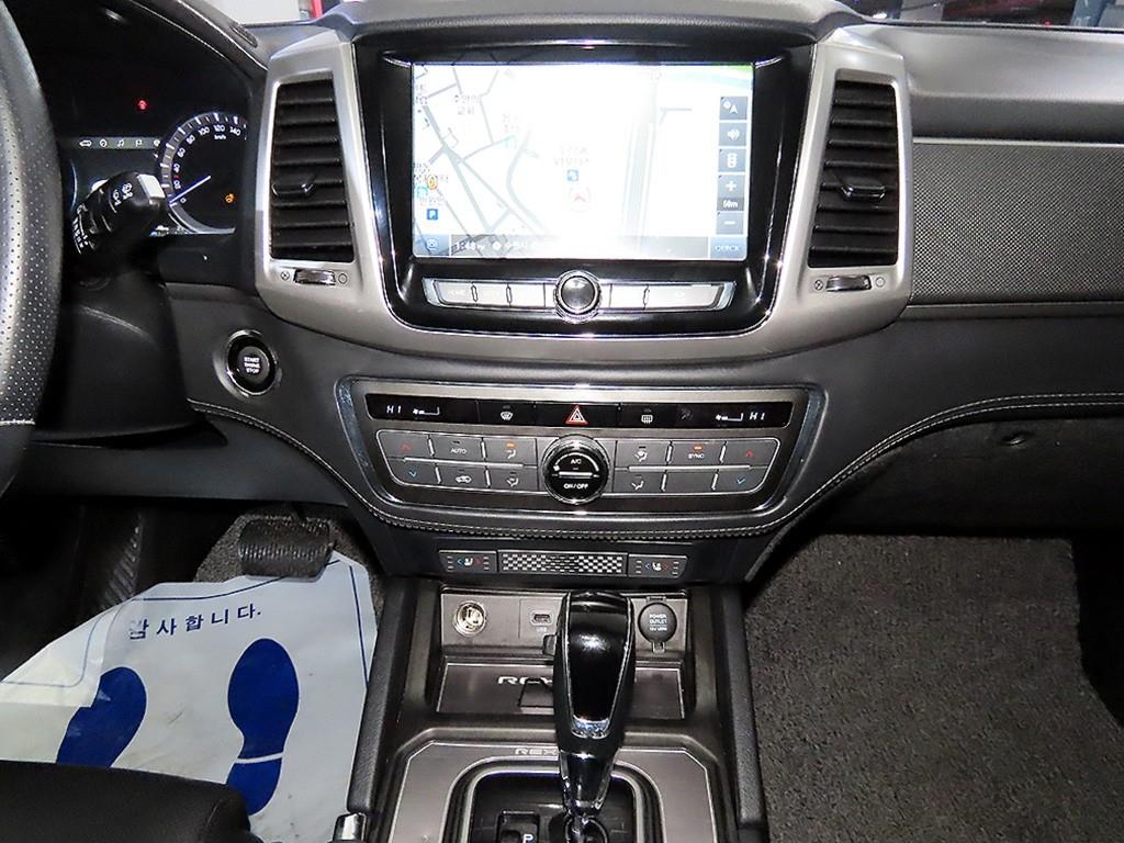 Ssangyong Rexton - Vista 11