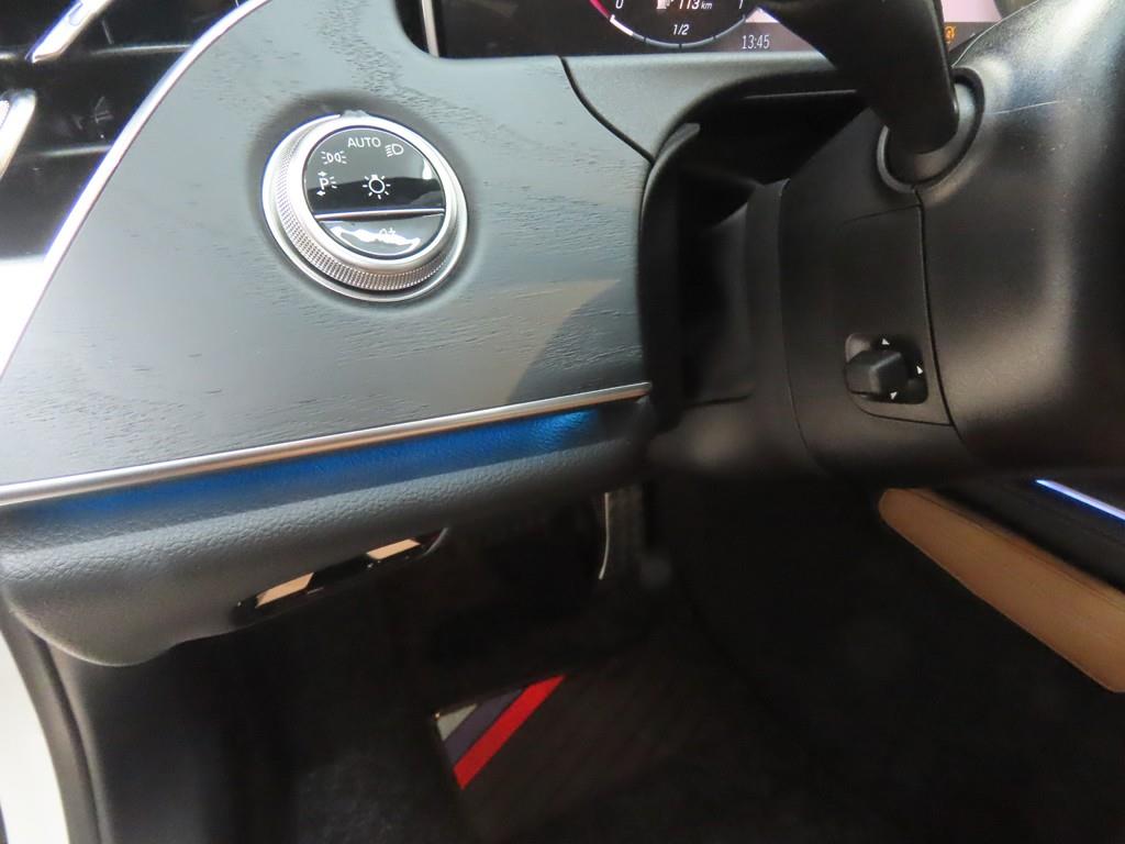 Mercedes Benz E class - Vista 11