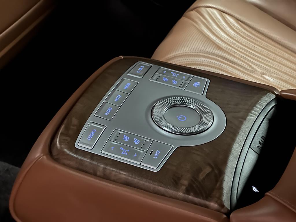 Genesis G80 - Vista 12