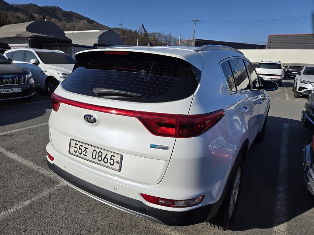 KIA Sportage - Vista 4