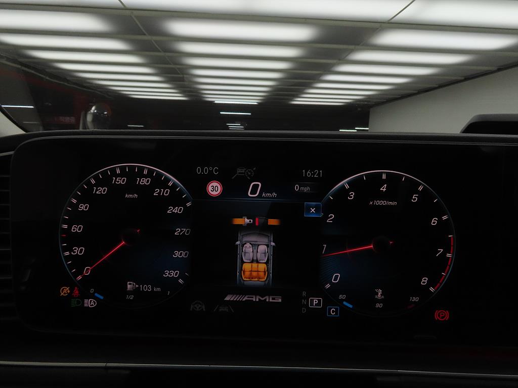 Mercedes Benz GLE Class - Vista 9