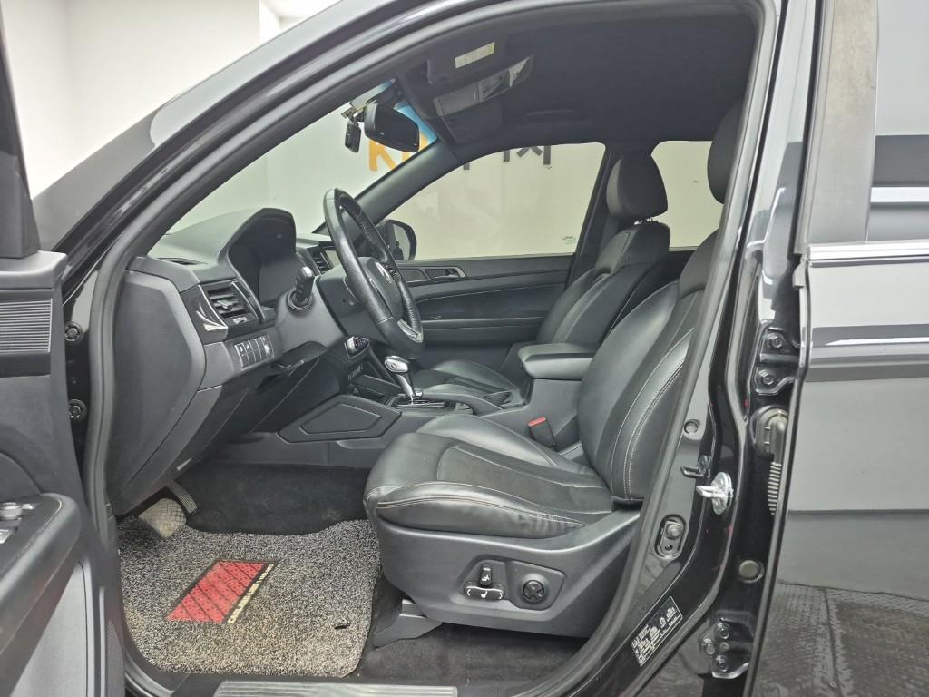 Ssangyong Rexton - Vista 11